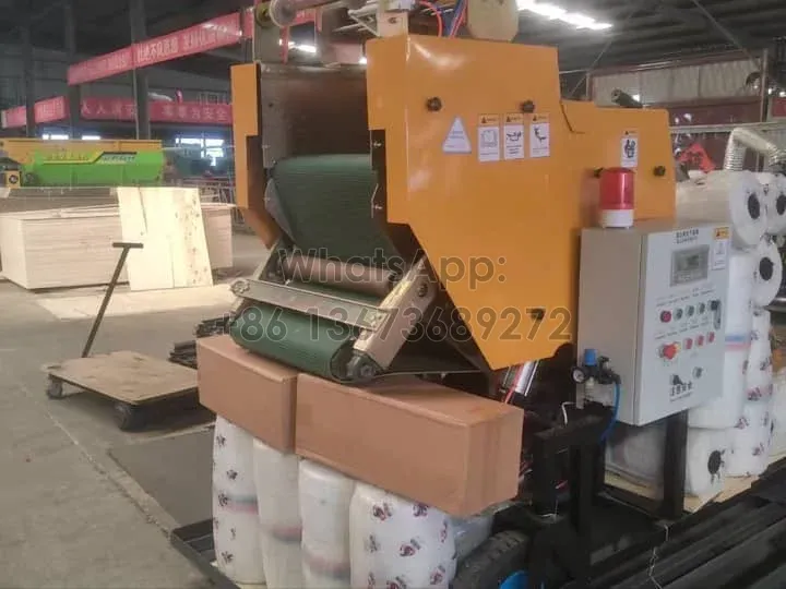 belt-type silage wrapping machine