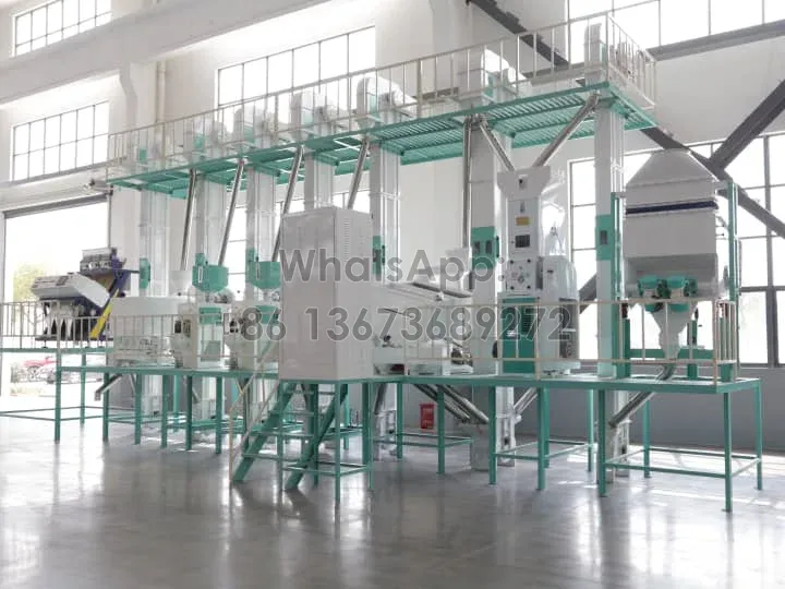 Industrial rice milling machine with 2 rice millers