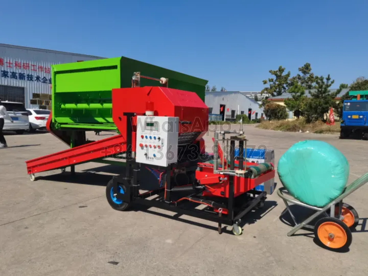 silage baler and feeding silo
