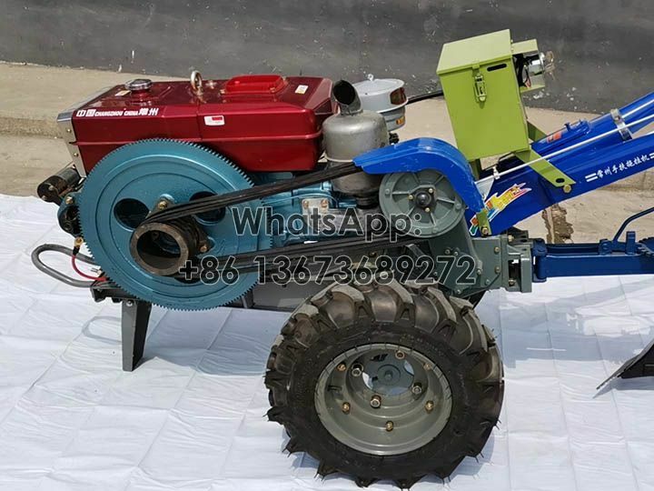 Traktor berjalan perangkat start listrik