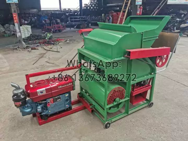 Groundnut picker machine