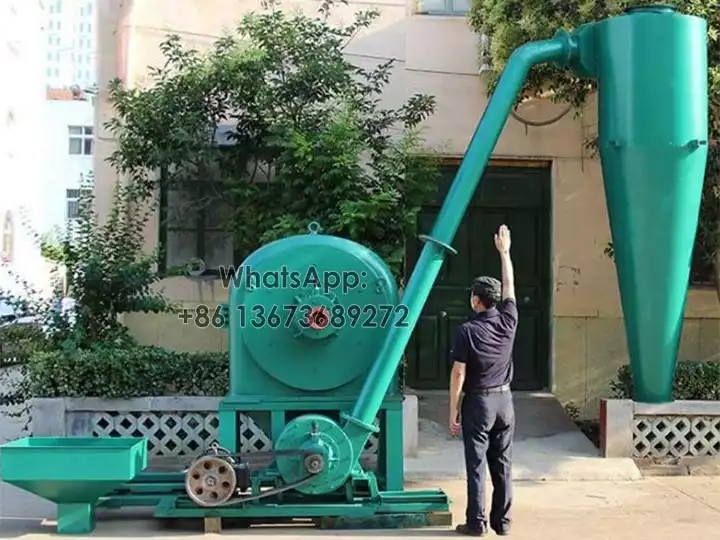 Corn milling machine