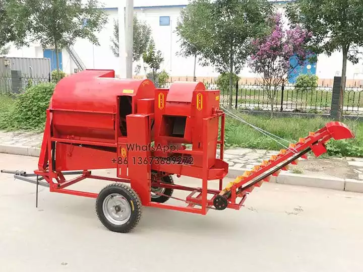 Why is Taizy peanut picker equipment in Europe and America so popular?