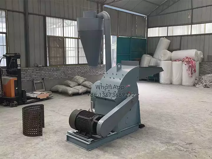 Grain hammer mill