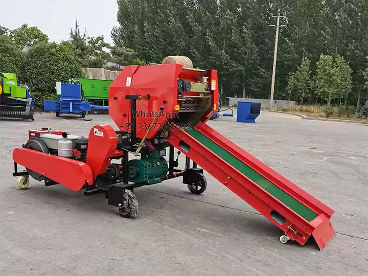 Silage bale making machine