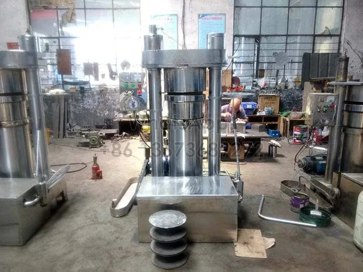 Máquina de prensa de aceite hidráulica a la venta