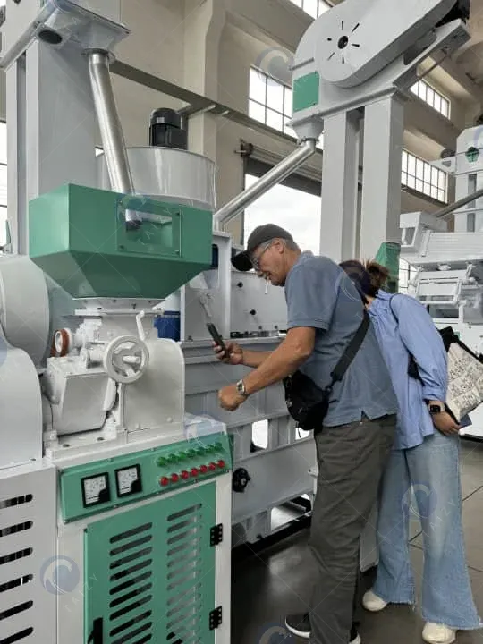 Visite complète des machines de l'usine de rizerie