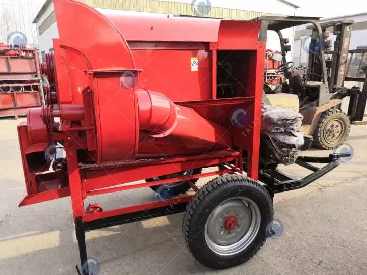 multiple grain thresher for rice wheat