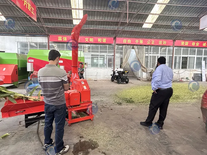 販売用サイレージ裁断機