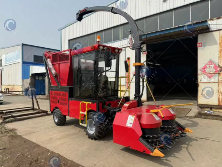 Самоходный силосоуборочный комбайн Taizy на продажу