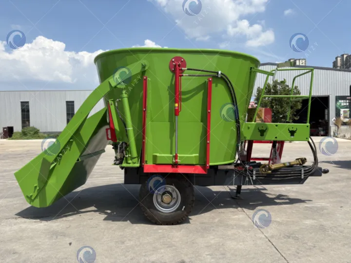 Mixer silase TMR vertikal