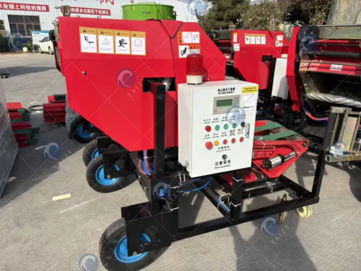 Vollautomatischer Silageballenwickler