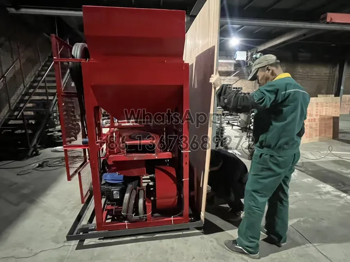 peanut sheller unit for wooden package